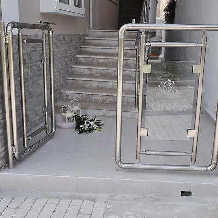 Green View Apartment