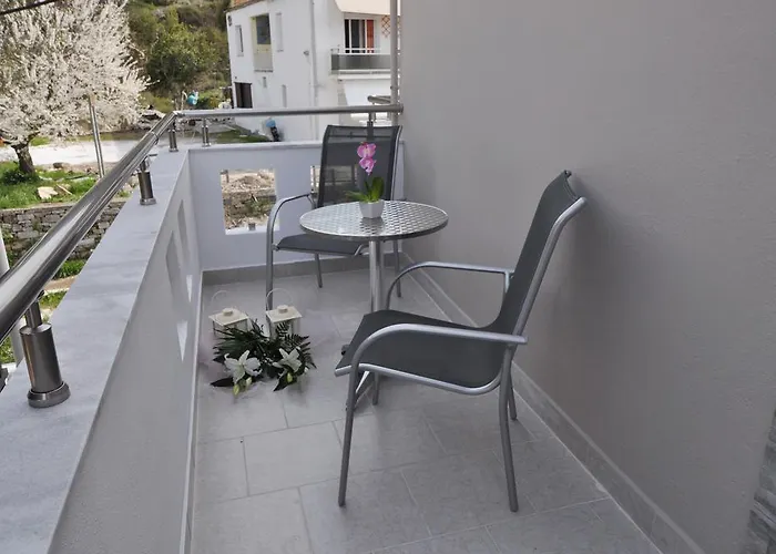 Apartment Green View *